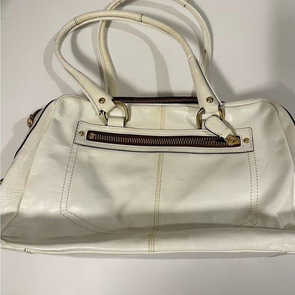 Authentic COACH Peyton Patent leather archive double zip satchel - Picture 2 of 4